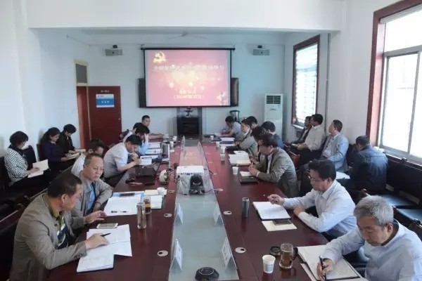 ��䓼��F(tu��n)�hί���ĽM���w�W(xu��)��(x��)���m(x��)�۽����ɌW(xu��)һ����