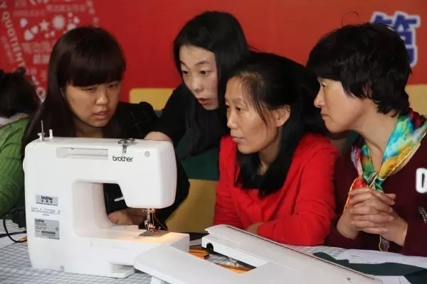 ����A(ch��)���b�O(sh��)Ӌ(j��)��Ӗ(x��n)�����M(j��n)��䓼��F(tu��n)